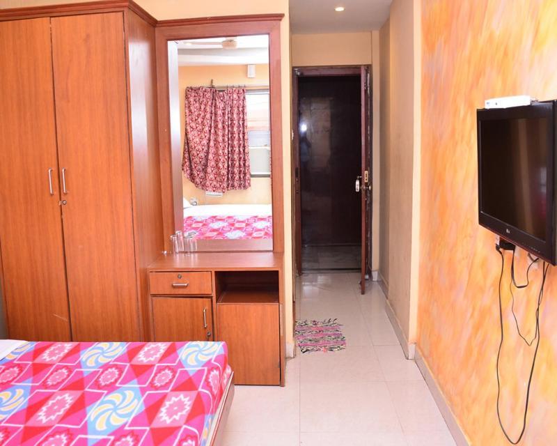 Hotel Soorya International Puduccseri Kültér fotó